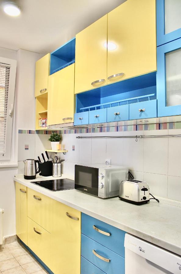 Ramonda - New Belgrade Appartement Buitenkant foto